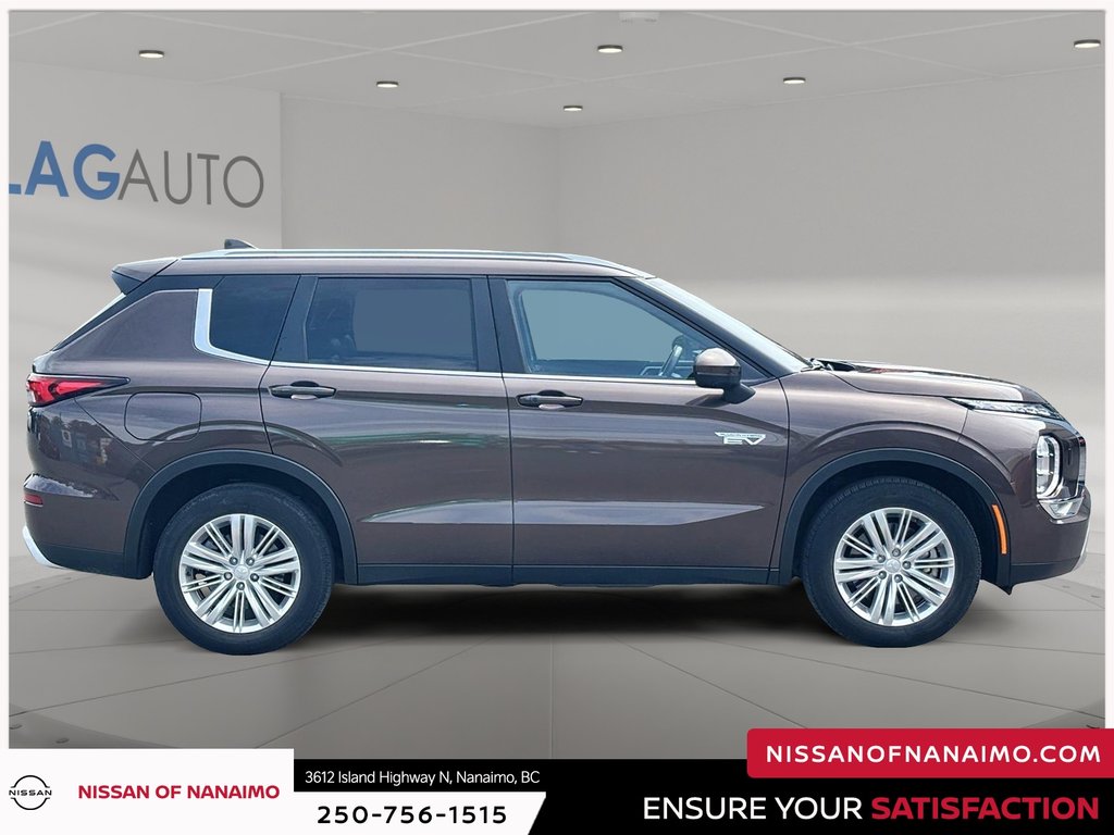 2023 Mitsubishi Outlander PHEV LE-4