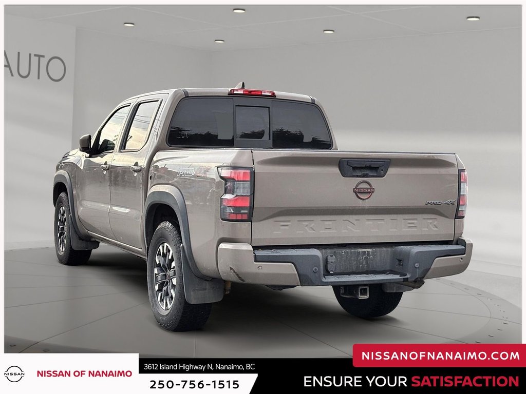 2022 Nissan Frontier PRO-4X-6