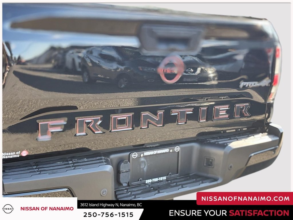 2022 Nissan Frontier PRO-4X-6