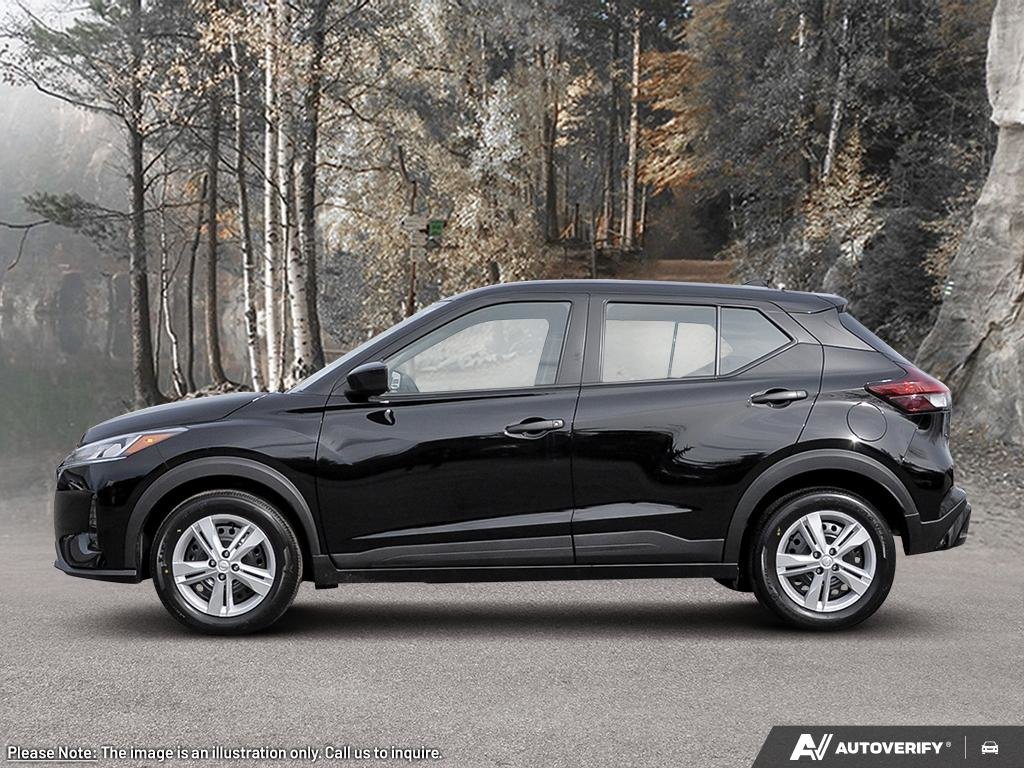 2025 Nissan Kicks Play S-2