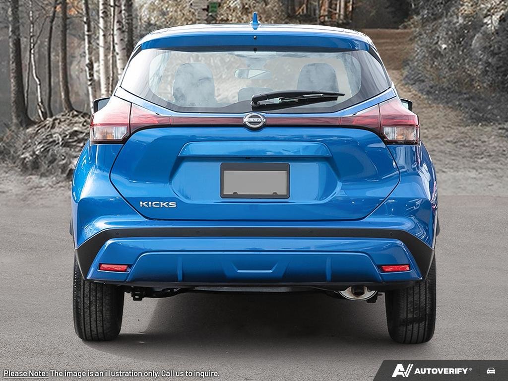 2025 Nissan Kicks Play S-4