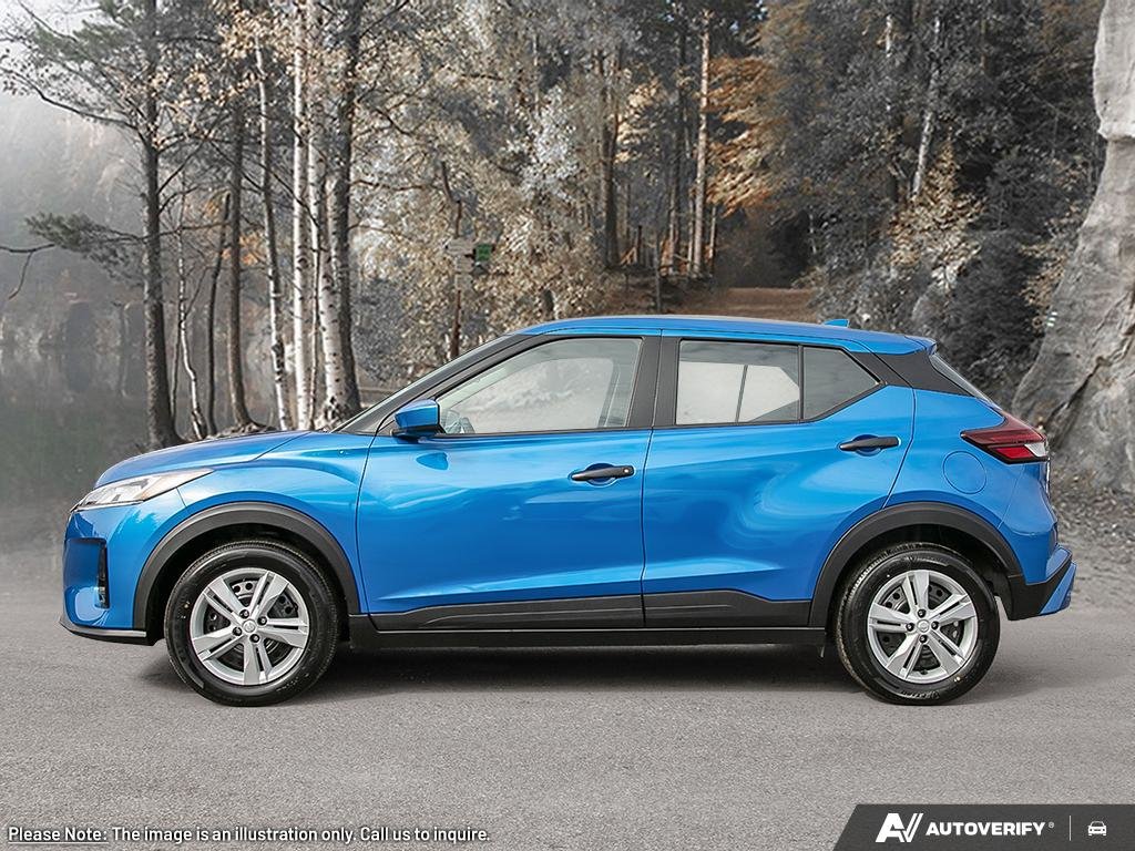 2025 Nissan Kicks Play S-2