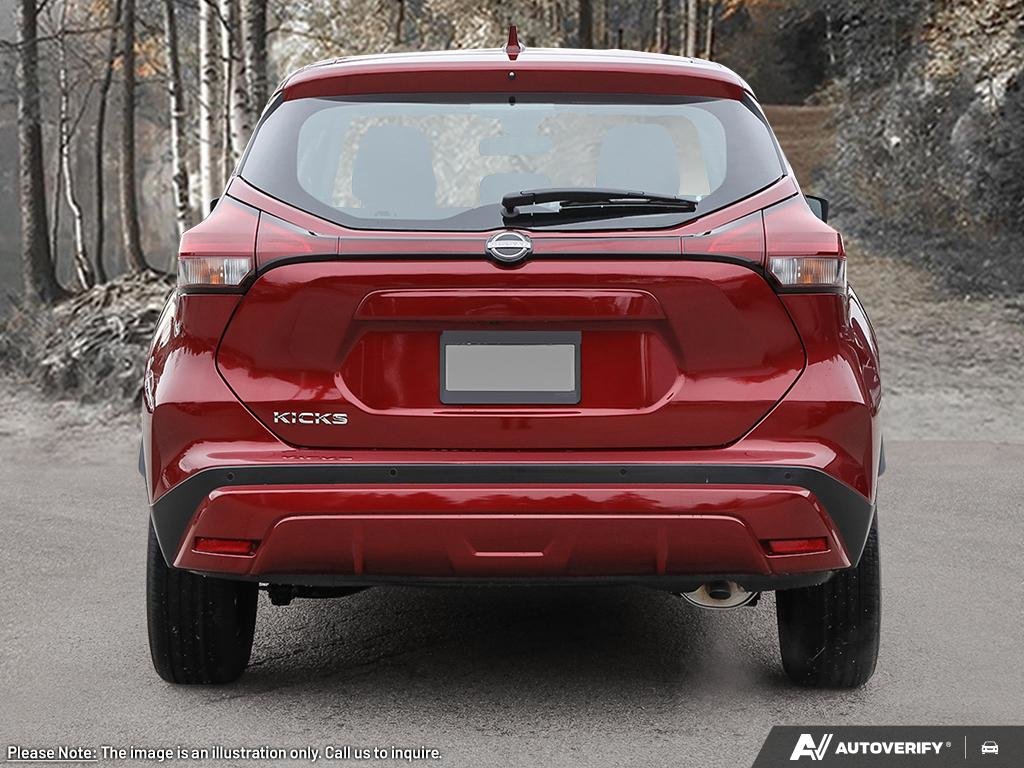 2025 Nissan Kicks Play S-4