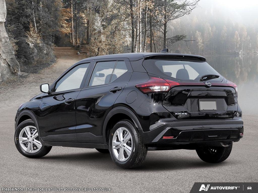 2025 Nissan Kicks Play S-3