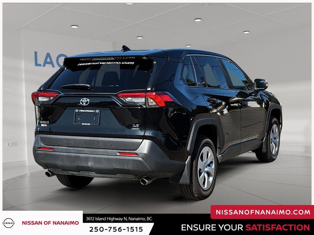 2022 Toyota RAV4 LE-4