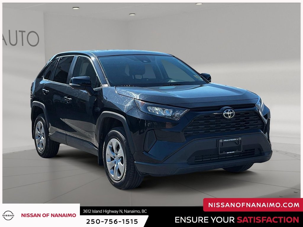 2022 Toyota RAV4 LE-2