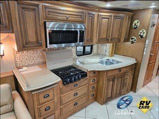 Newmar Dutch Star 41 pieds * Cummins 2013 à Amos, Québec - 2 - w1024h768px