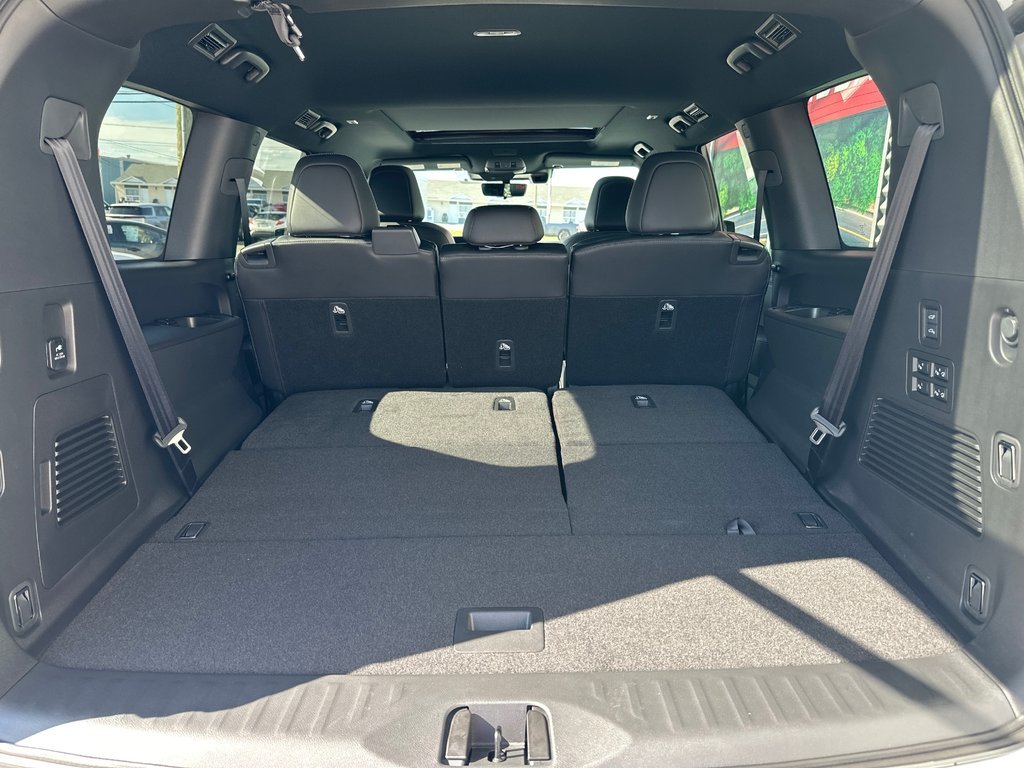Nissan Armada PRO-4X 2025 à Amos, Québec - 27 - w1024h768px