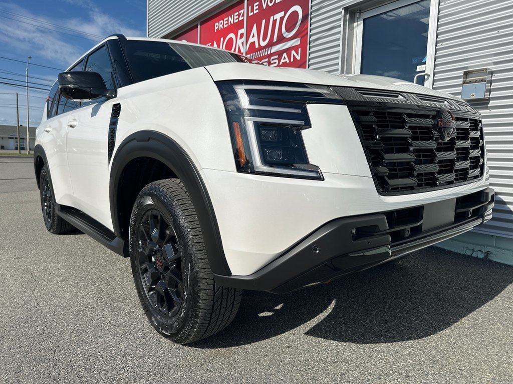 Nissan Armada PRO-4X 2025 à Amos, Québec - 2 - w1024h768px