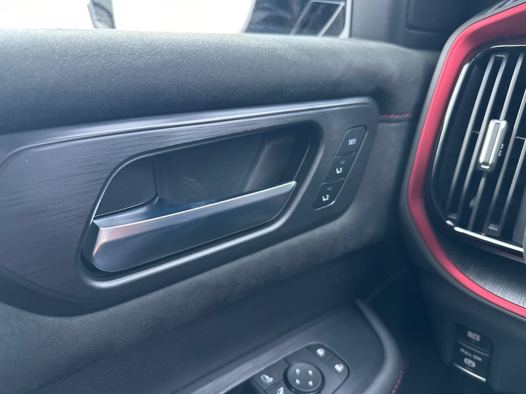 2026 Nissan Armada NISMO in Amos, Quebec - 30 - w1024h768px