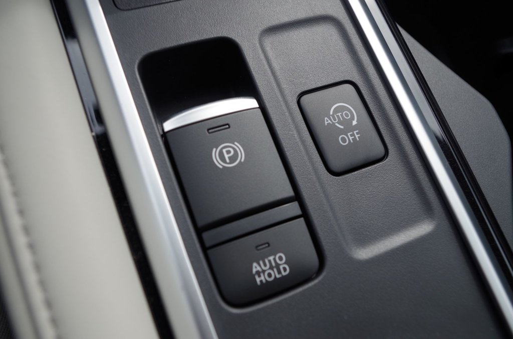 2024 Nissan Pathfinder SL PREMIUM in Amos, Quebec - 14 - w1024h768px