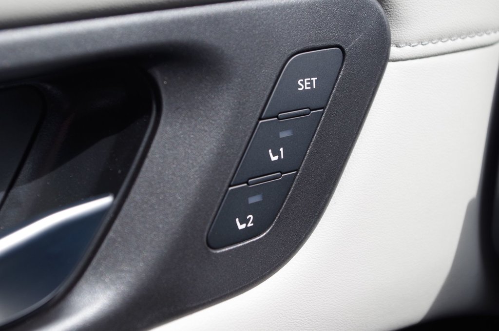 2024 Nissan Pathfinder SL PREMIUM in Amos, Quebec - 24 - w1024h768px