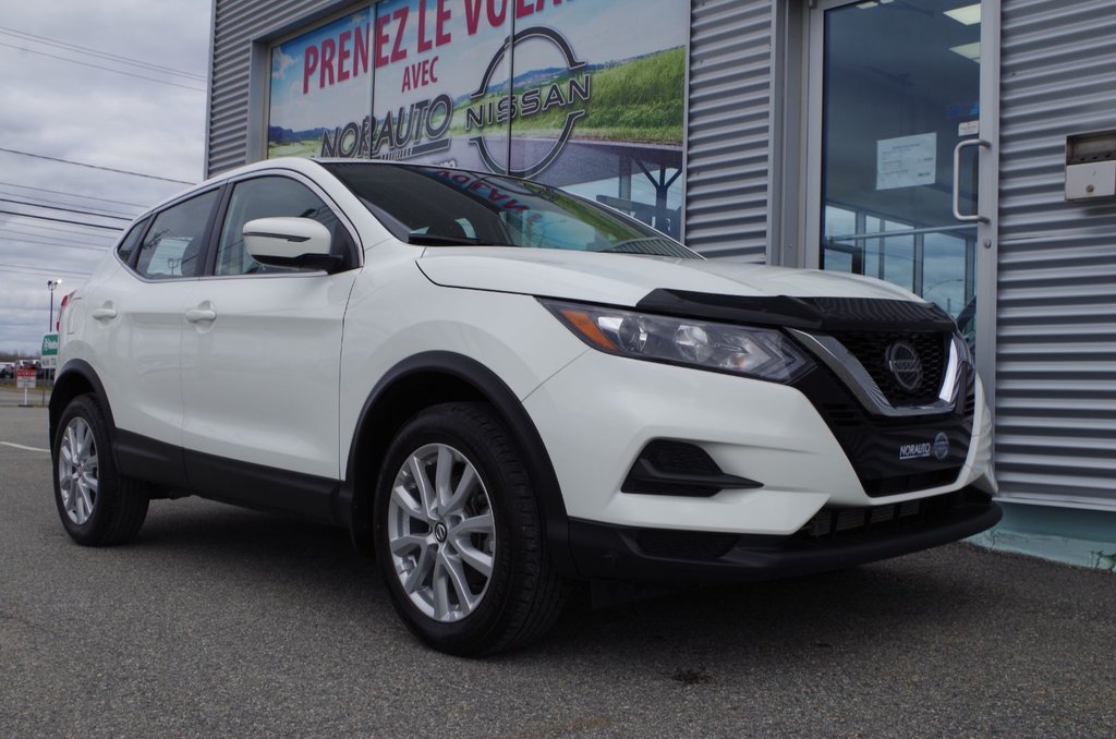 2021  Qashqai S  AWD in Amos, Quebec - 2 - w1024h768px