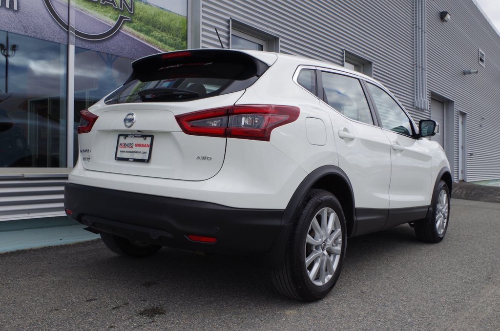 2021  Qashqai S  AWD in Amos, Quebec - 6 - w1024h768px