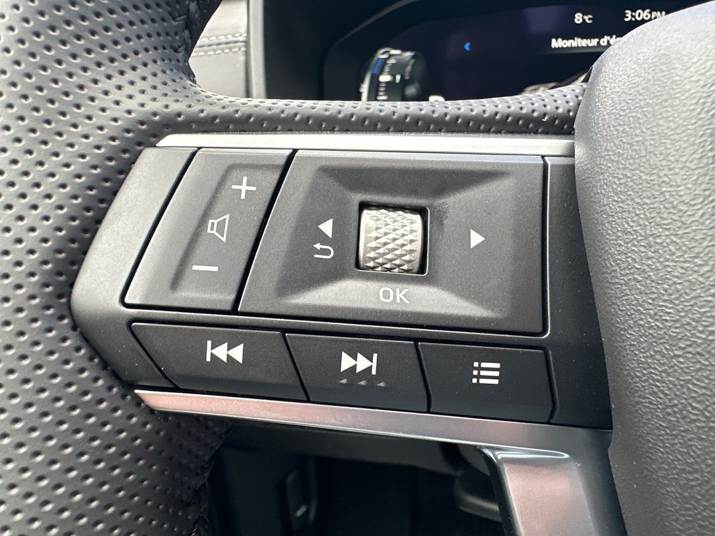 2026 Nissan Rogue Plug-in Hybrid Platinum in Amos, Quebec - 10 - w1024h768px