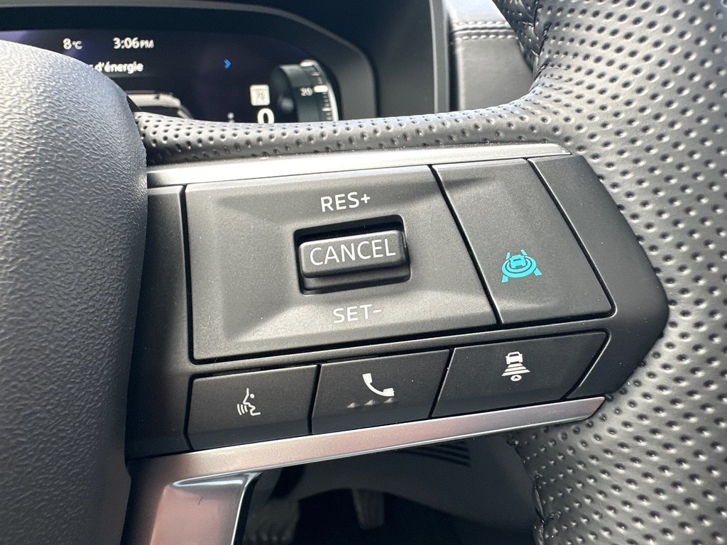 2026 Nissan Rogue Plug-in Hybrid Platinum in Amos, Quebec - 11 - w1024h768px