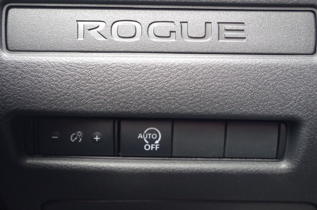 2024  Rogue S in Amos, Quebec - 18 - w1024h768px