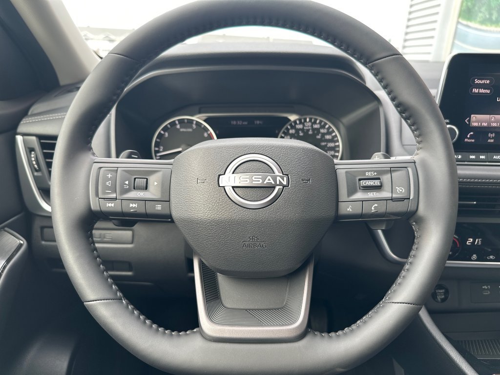 Nissan Rogue S AWD 2025 à Amos, Québec - 7 - w1024h768px