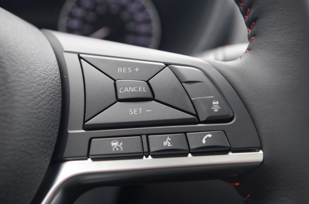Nissan Sentra SR 2024 à Amos, Québec - 12 - w1024h768px