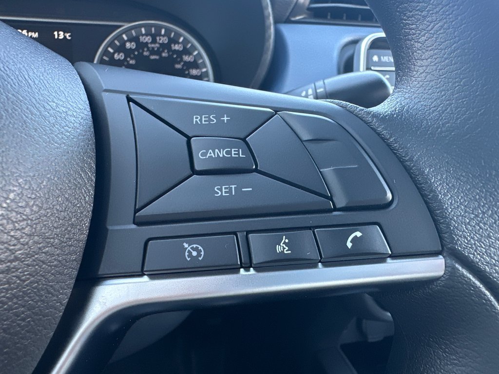 Nissan Versa SV 2025 à Amos, Québec - 10 - w1024h768px