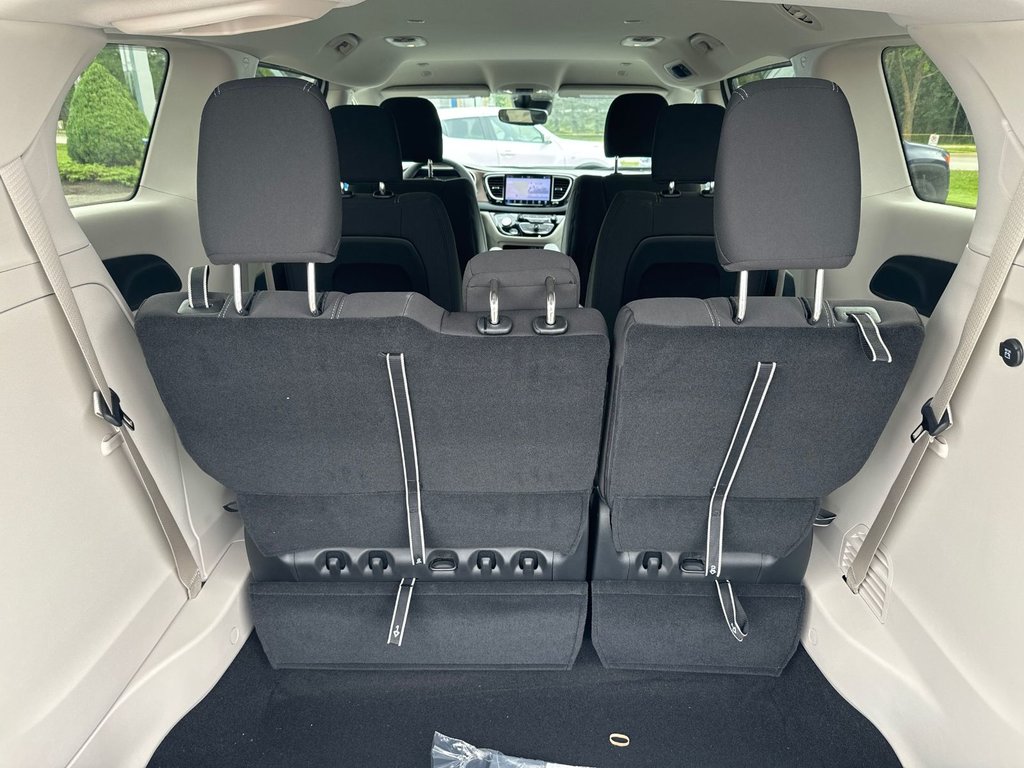 2024 Chrysler Grand Caravan SXT in Sussex, New Brunswick - 42 - w1024h768px