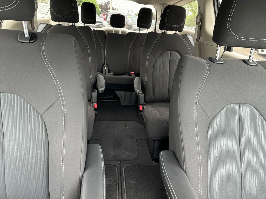 2024 Chrysler Grand Caravan SXT in Sussex, New Brunswick - 28 - w1024h768px