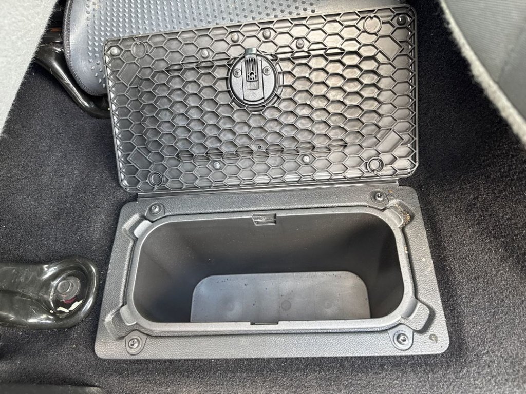 2019 Ram 1500 Classic STX in Sussex, New Brunswick - 37 - w1024h768px