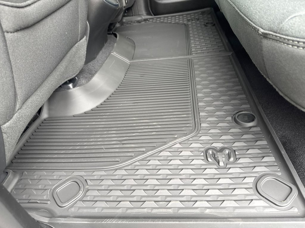 2025 Ram 1500 BIG HORN in Sussex, New Brunswick - 33 - w1024h768px