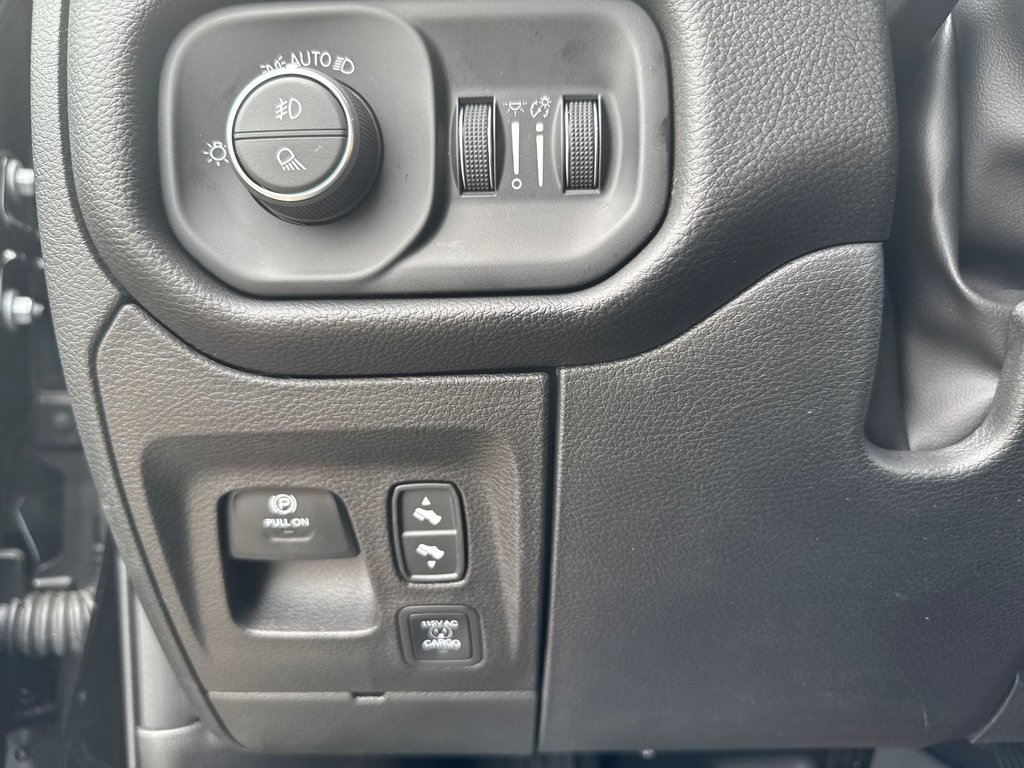 2025 Ram 1500 BIG HORN in Sussex, New Brunswick - 20 - w1024h768px