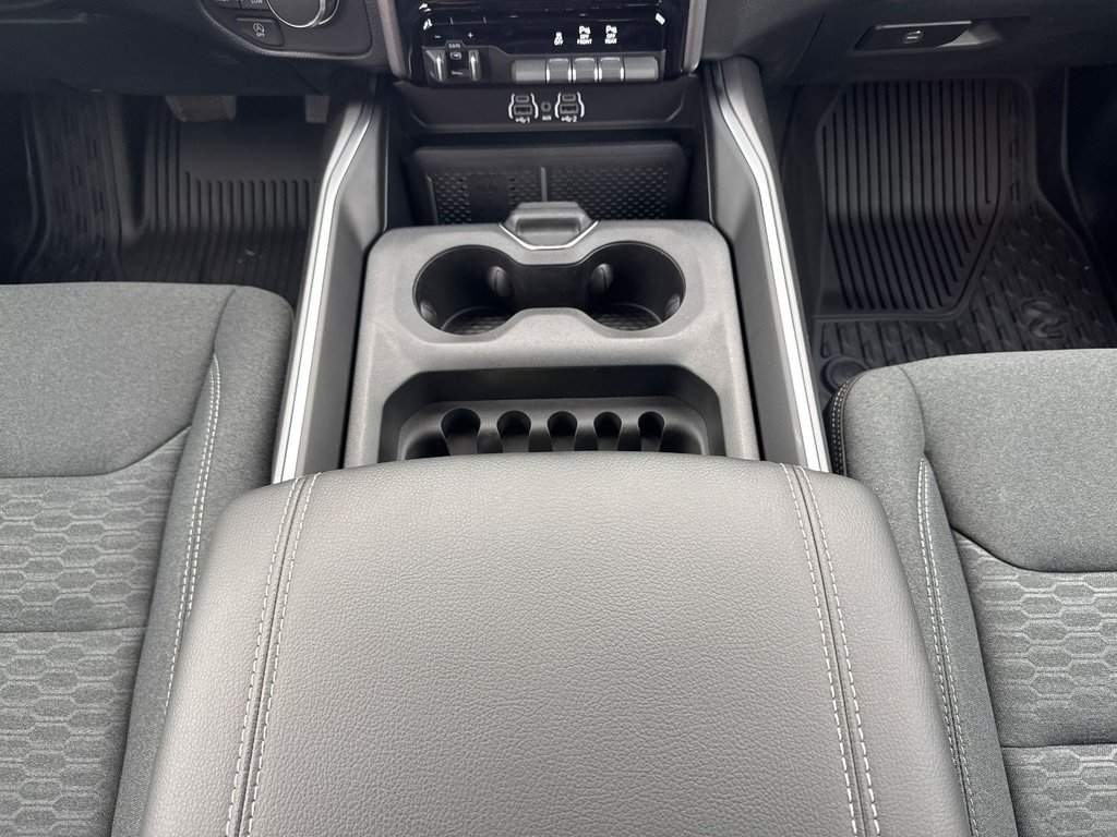 2026 Ram 1500 BIG HORN in Sussex, New Brunswick - 25 - w1024h768px