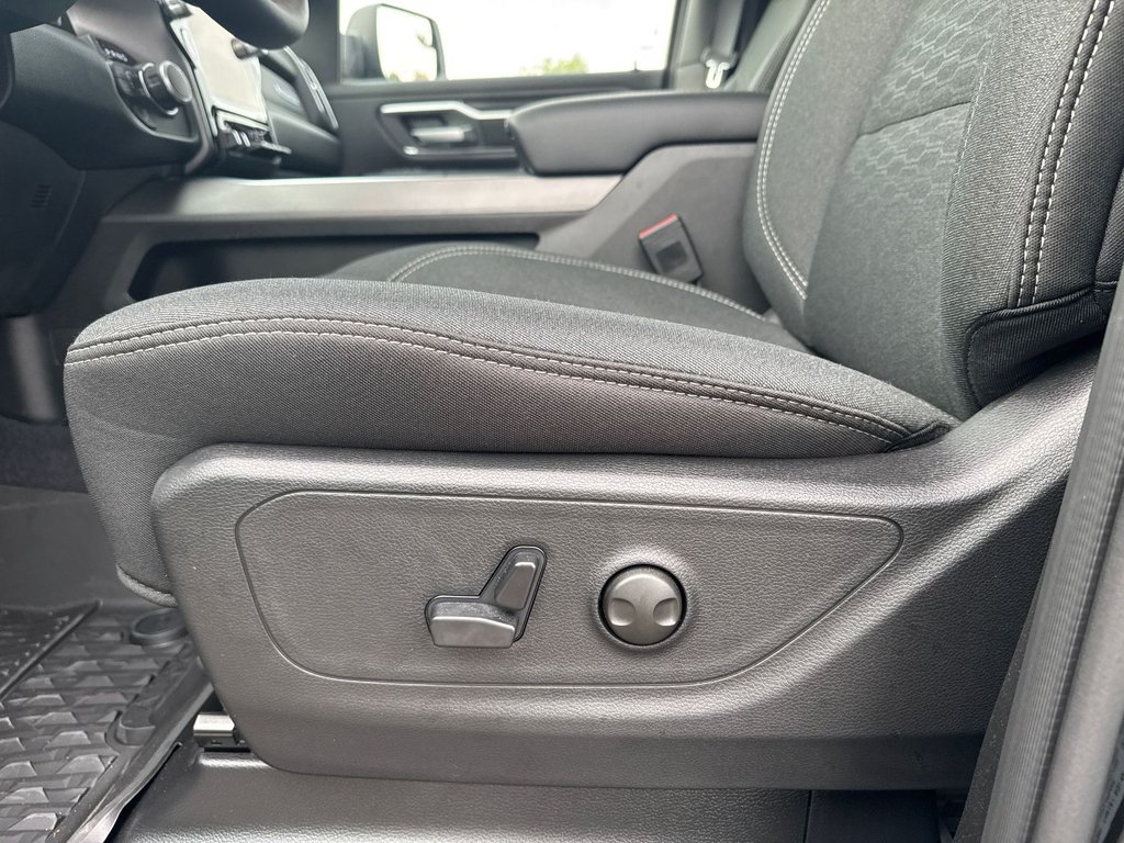 2026 Ram 1500 BIG HORN in Sussex, New Brunswick - 17 - w1024h768px