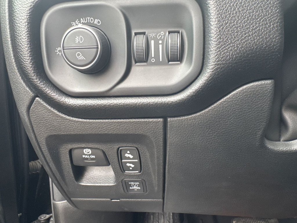 2026 Ram 1500 BIG HORN in Sussex, New Brunswick - 32 - w1024h768px