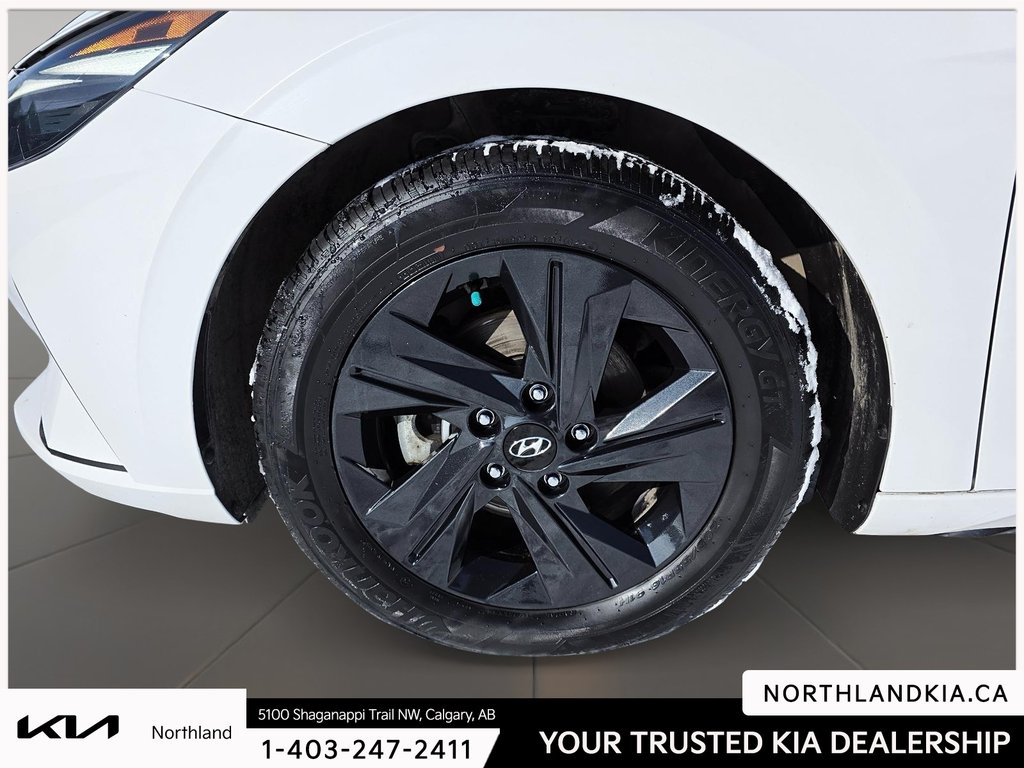 2023 Hyundai Elantra Preferred-6