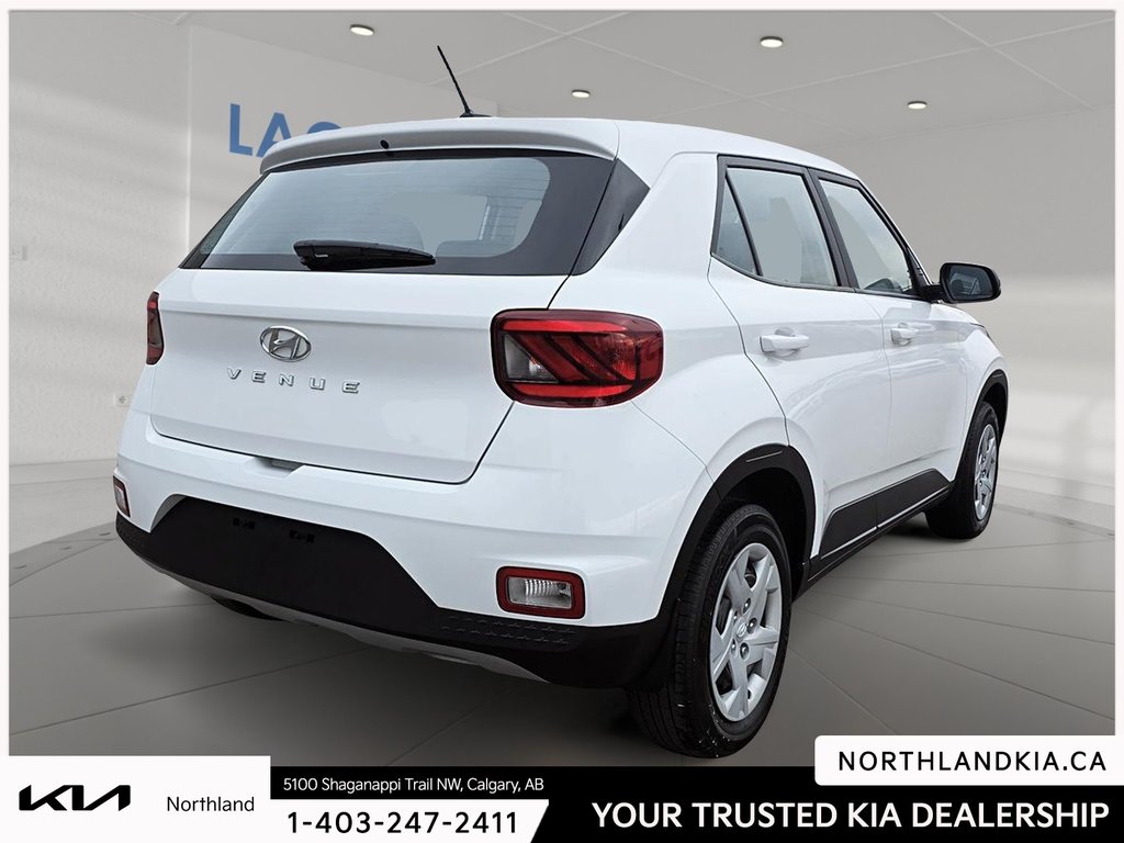 2024 Hyundai Venue Essential-3