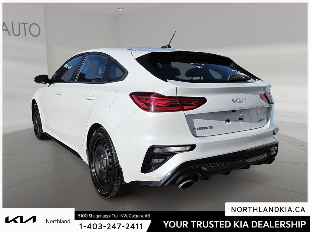 2023 Kia Forte5 GT-1