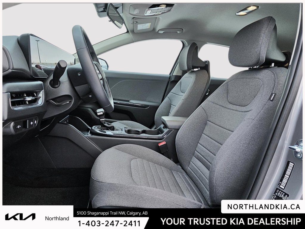 2025 Kia K4 EX-7