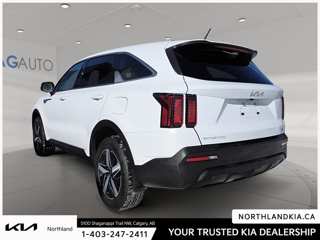 2023 Kia Sorento LX Premium-1