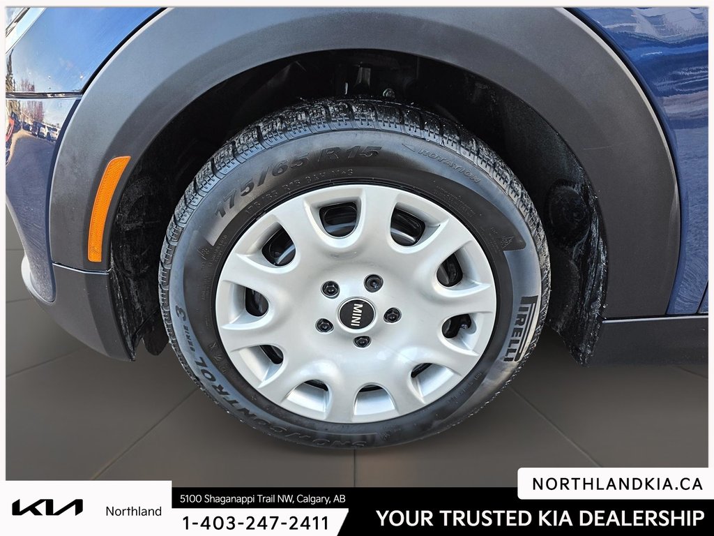 2017 MINI Cooper Base-6