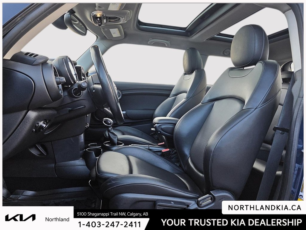 2017 MINI Cooper Base-7