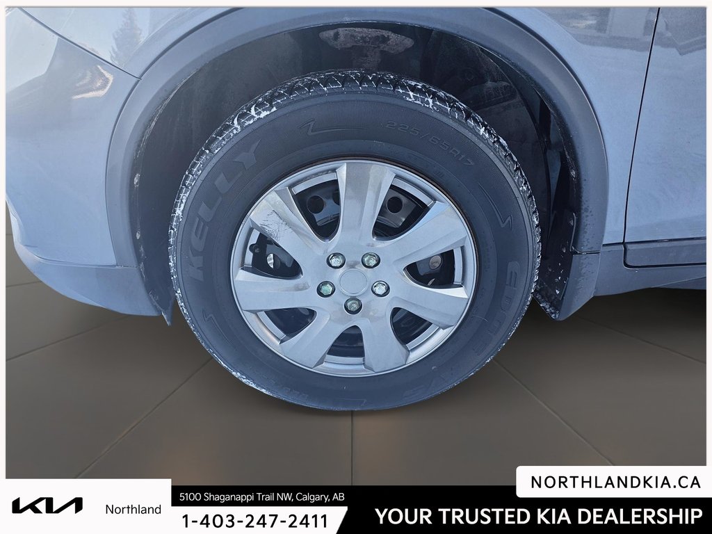 2017 Nissan Rogue S-5