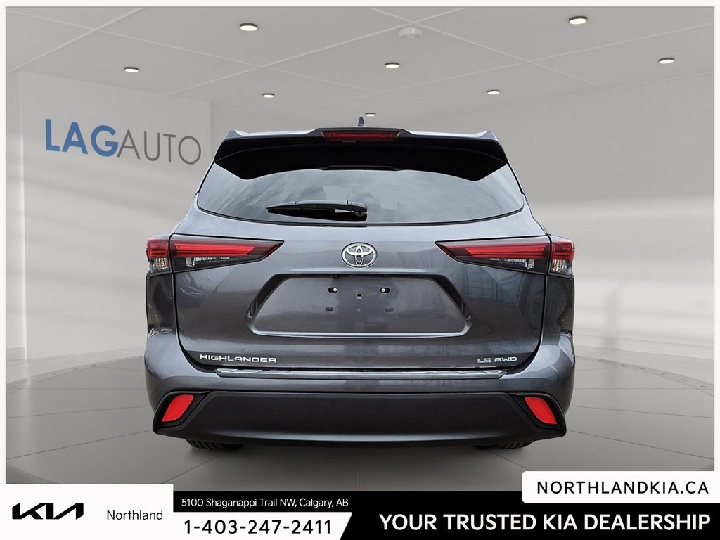 2024 Toyota Highlander LE-2