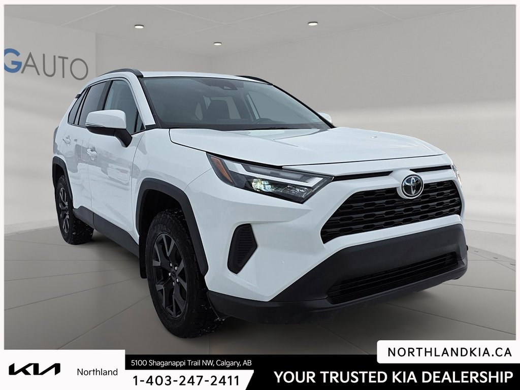 2023 Toyota RAV4 XLE-4
