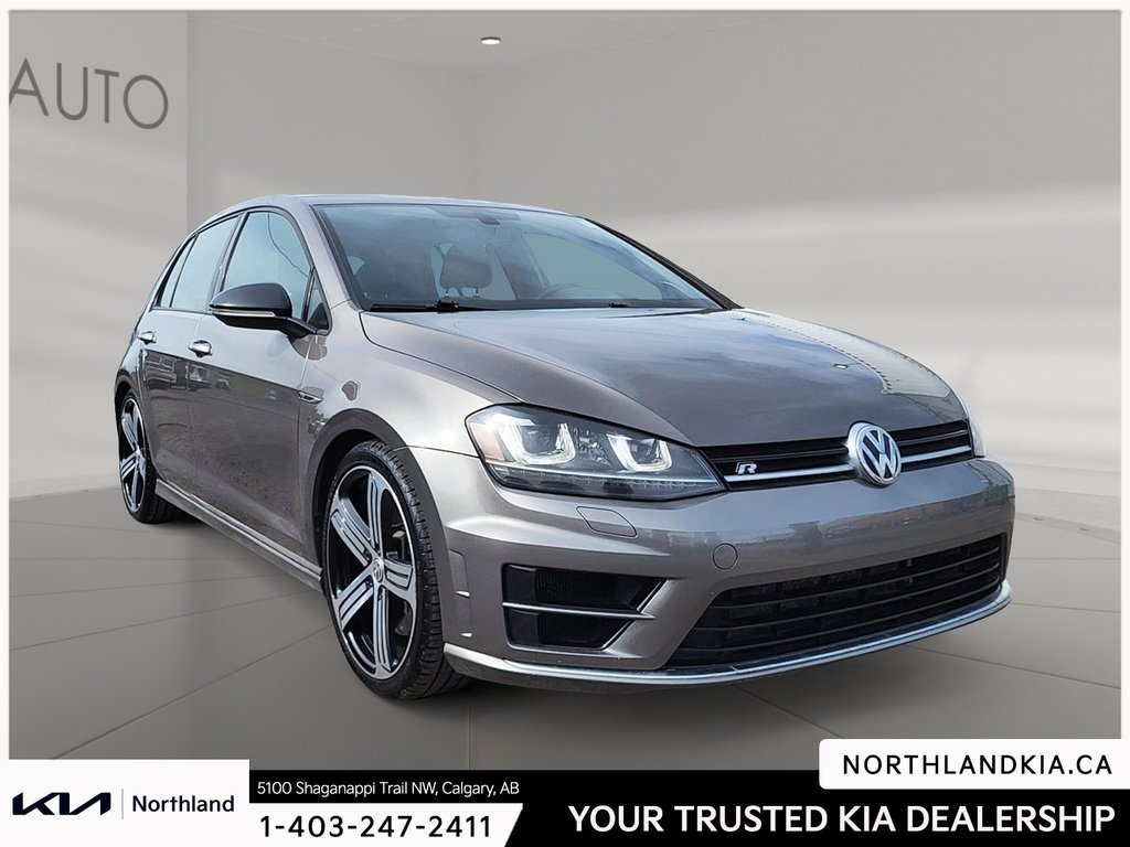 2017 Volkswagen Golf R 2.0 TSI-4