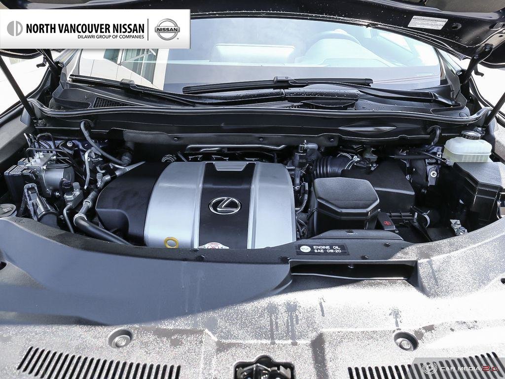North Vancouver Nissan 2018 Lexus Rx350l 8a