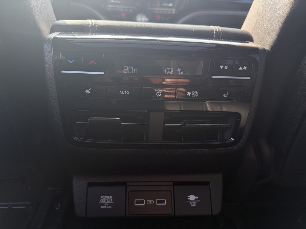 2022 Acura MDX SH-AWD at w/ Platinum Elite Pkg in Oakville, Ontario - 21 - w1024h768px