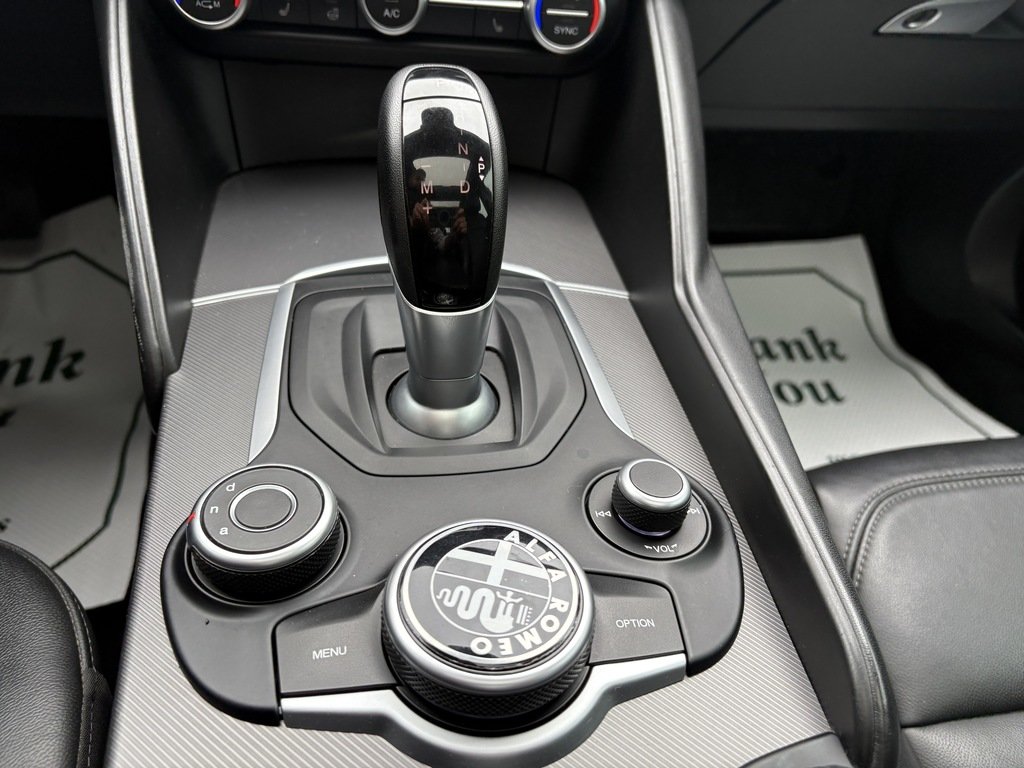 2018 Alfa Romeo GIULIA TI   AWD   HARMAN/KARDON   PANO   BLIND SPOT in Oakville, Ontario - 21 - w1024h768px