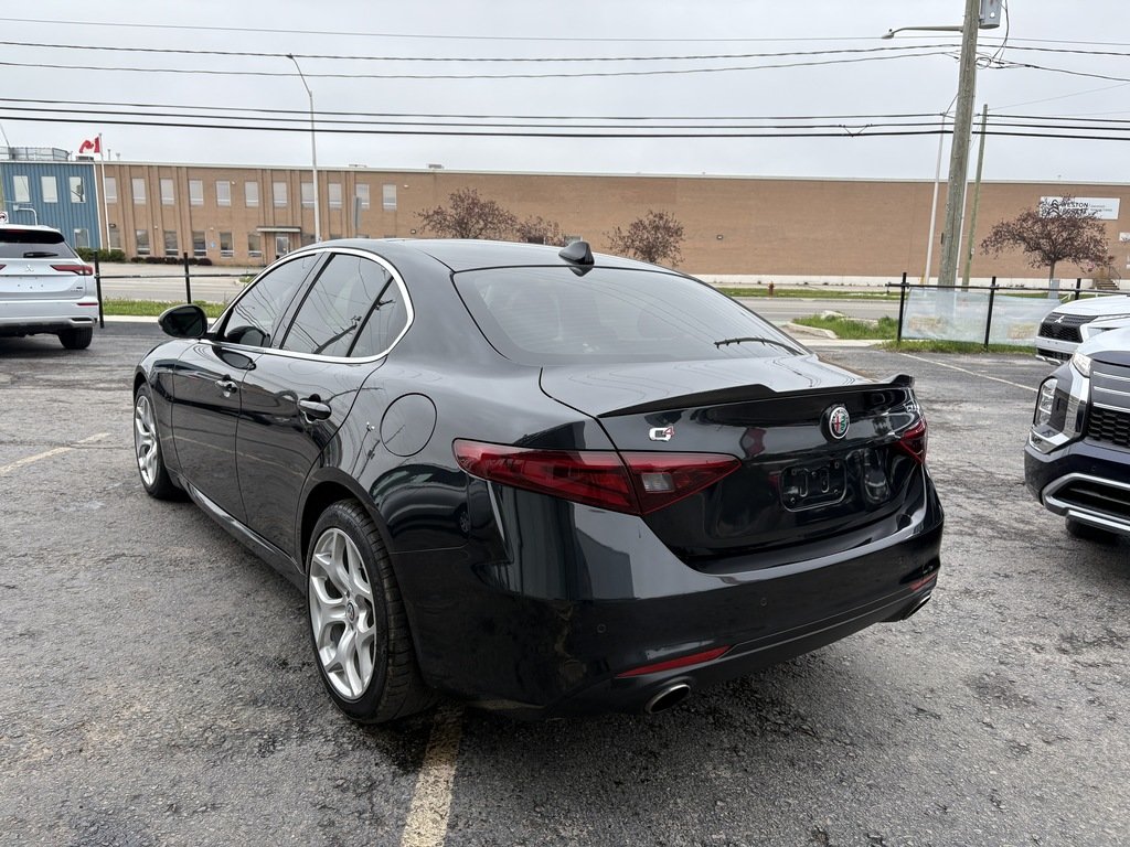 2018 Alfa Romeo GIULIA TI   AWD   HARMAN/KARDON   PANO   BLIND SPOT in Oakville, Ontario - 6 - w1024h768px