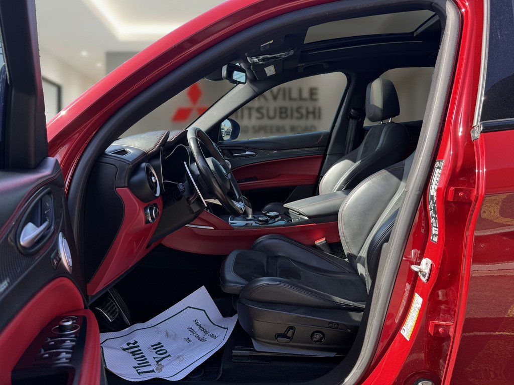 2019 Alfa Romeo Stelvio QUADRIFOGLIO   AWD   CARBON   505 HP in Oakville, Ontario - 11 - w1024h768px