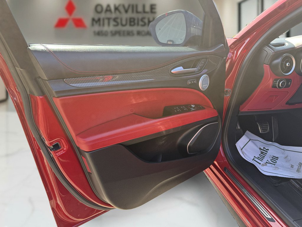 2019 Alfa Romeo Stelvio QUADRIFOGLIO   AWD   CARBON   505 HP in Oakville, Ontario - 10 - w1024h768px
