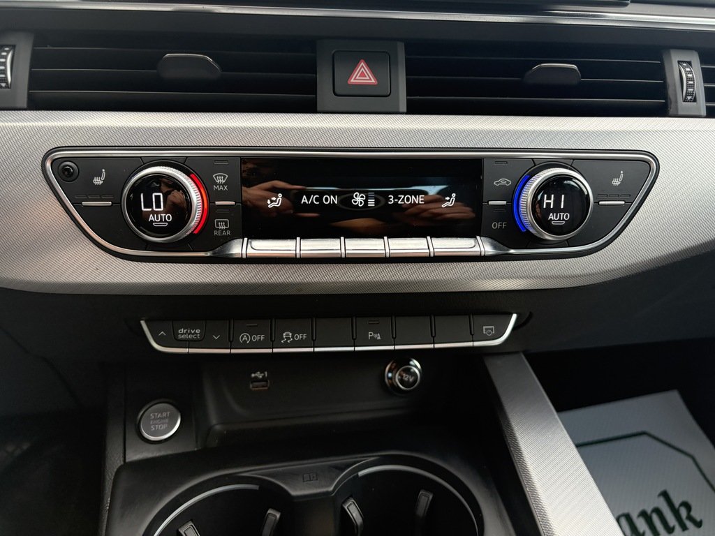 2020 Audi A4 PROGRESSIV   QUATTRO   S-LINE   NAV   SUNROOF in Oakville, Ontario - 19 - w1024h768px